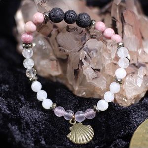 Moon goddess strechy bracelet